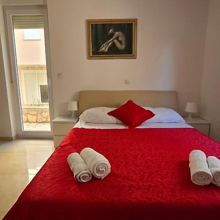 Apartments Giovanni Мандре Экстерьер фото